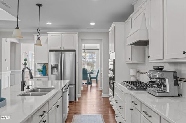 4917 Sunset Stream Drive, Fuquay Varina, NC 27526