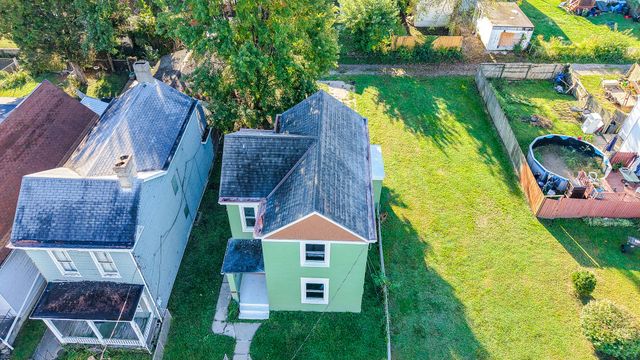 122 W 4th Avenue, Dayton, KY 41074