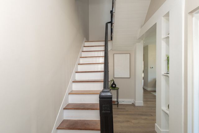 122 W 4th Avenue, Dayton, KY 41074