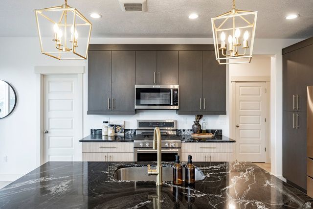 654 N BOSEMAN WAY, Saratoga Springs, UT 84045
