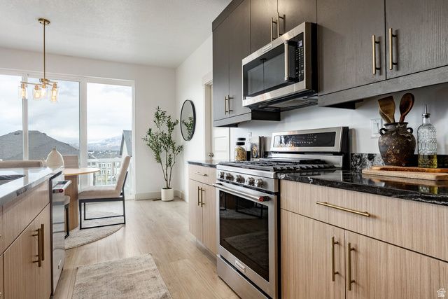 654 N BOSEMAN WAY, Saratoga Springs, UT 84045