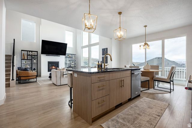 654 N BOSEMAN WAY, Saratoga Springs, UT 84045