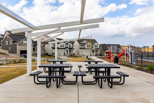 654 N BOSEMAN WAY, Saratoga Springs, UT 84045