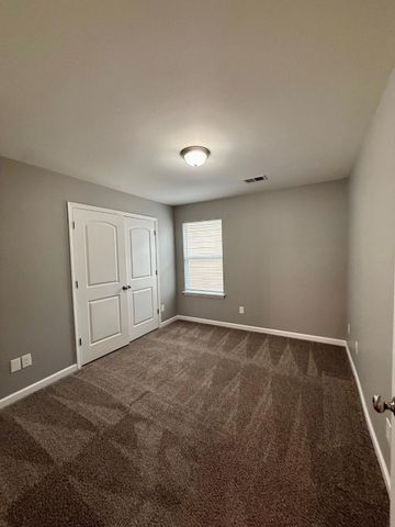 2512 Feathersound Way, Lexington, KY 40511