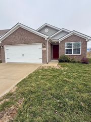 2512 Feathersound Way, Lexington, KY 40511