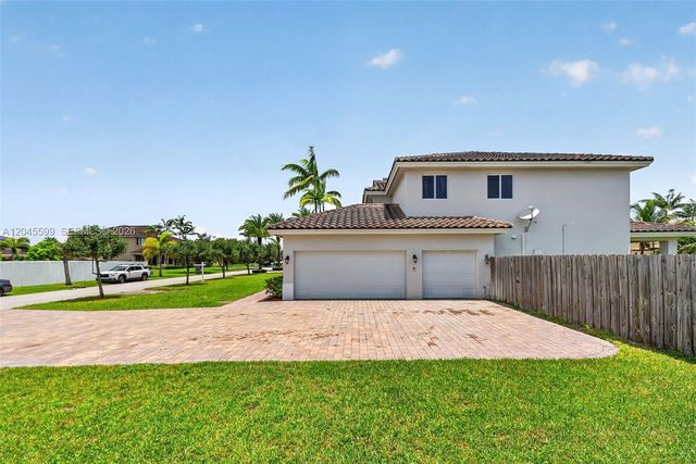 20943 SW 133rd Avenue, Miami, FL 33177