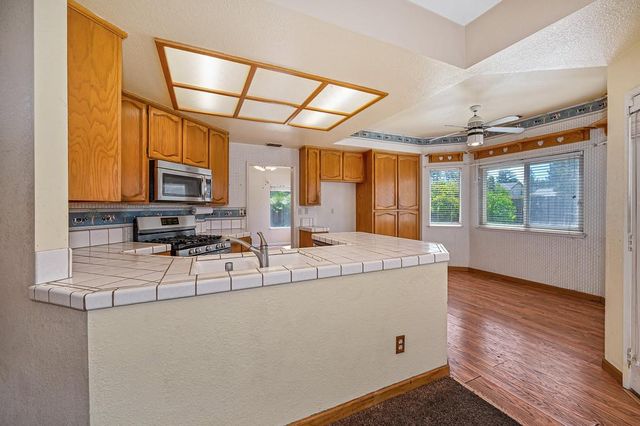9132 Durness Way, Sacramento, CA 95829