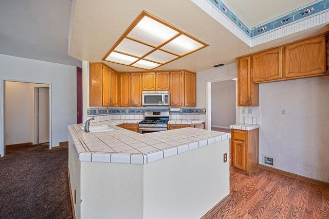 9132 Durness Way, Sacramento, CA 95829