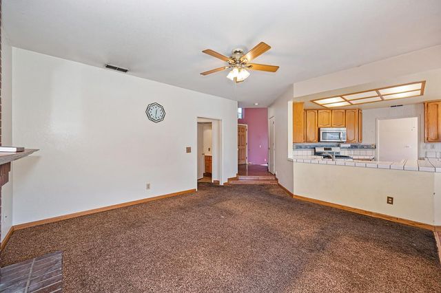 9132 Durness Way, Sacramento, CA 95829