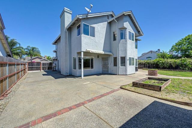 9132 Durness Way, Sacramento, CA 95829