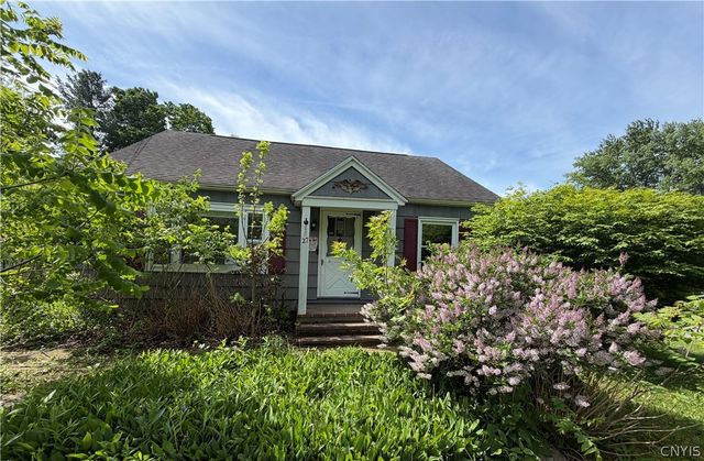 27 Brown Street, Lysander, NY 13027