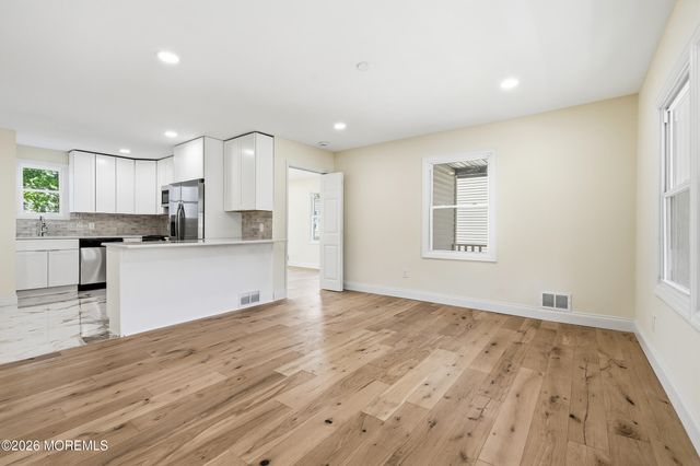 200 Drs James Parker Boulevard, Red Bank, NJ 07701