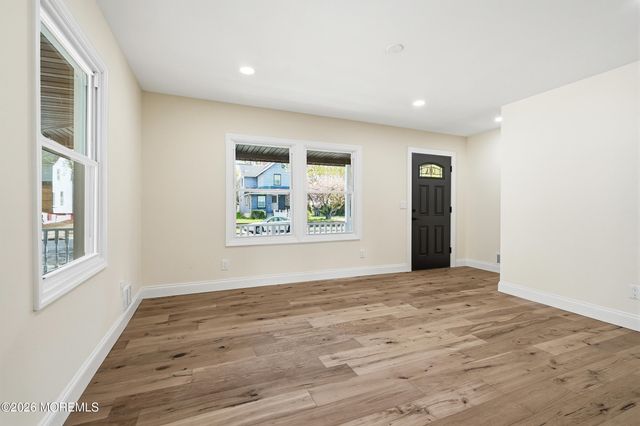 200 Drs James Parker Boulevard, Red Bank, NJ 07701