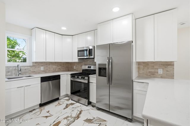 200 Drs James Parker Boulevard, Red Bank, NJ 07701