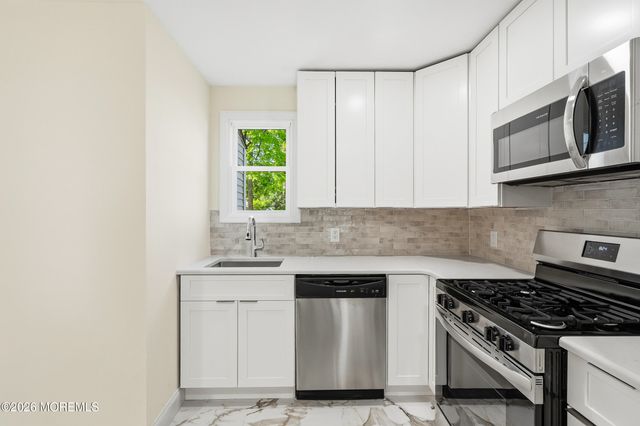 200 Drs James Parker Boulevard, Red Bank, NJ 07701