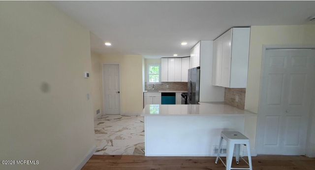 200 Drs James Parker Boulevard, Red Bank, NJ 07701