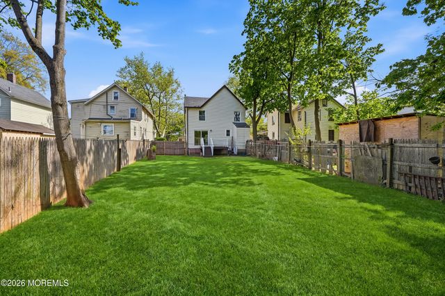200 Drs James Parker Boulevard, Red Bank, NJ 07701