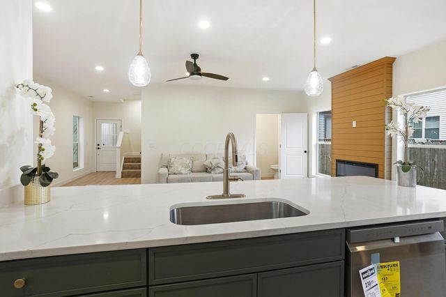 412 St Clair Avenue, 412, Columbus, OH 43203