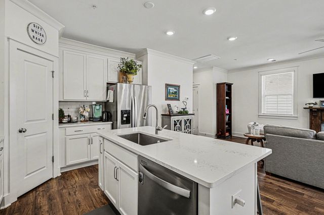 217 Southmen Ln, Spring Hill, TN 37174