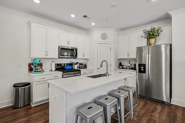 217 Southmen Ln, Spring Hill, TN 37174