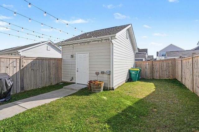 217 Southmen Ln, Spring Hill, TN 37174