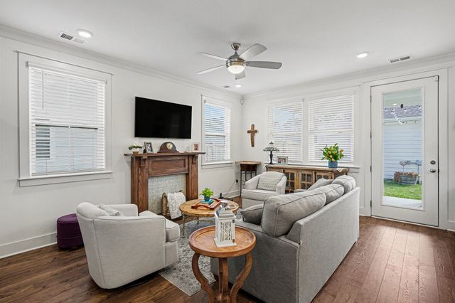 217 Southmen Ln, Spring Hill, TN 37174