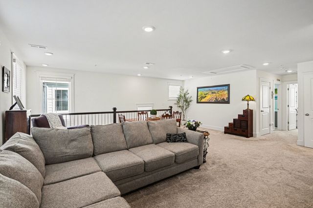 217 Southmen Ln, Spring Hill, TN 37174