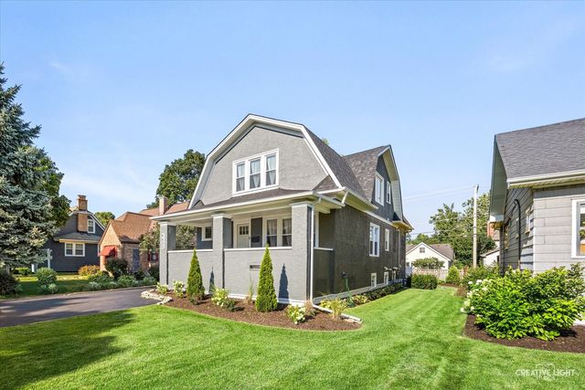 4633 Wolf Road, Western Springs, IL 60558