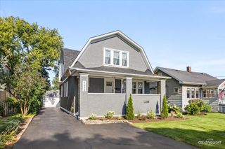 4633 Wolf Road, Western Springs, IL 60558