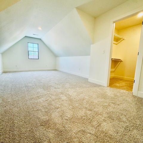 4602 MAPLE LEAF DR, Columbia, MO 65201