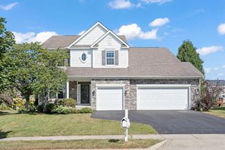240 Fox Glen Drive E, Pickerington, OH 43147