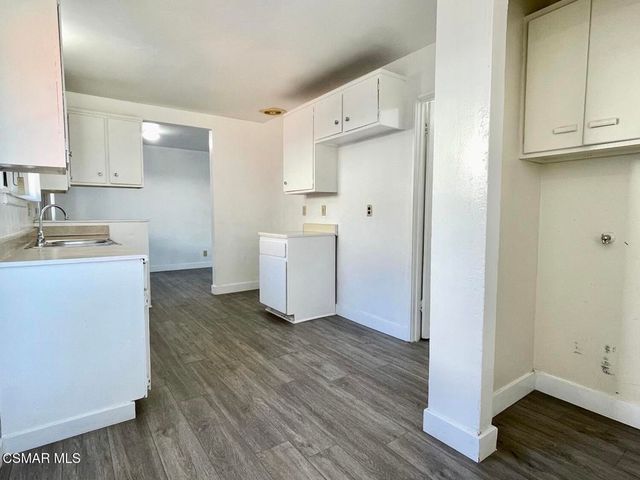 305 Sherman Avenue, Moorpark, CA 93021