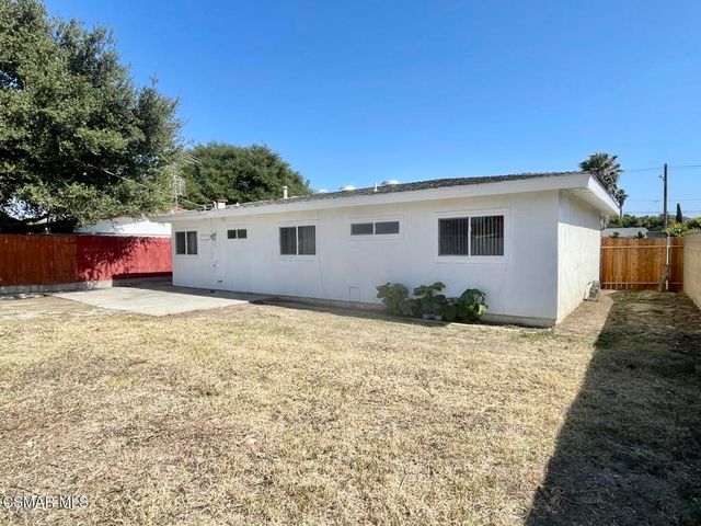 305 Sherman Avenue, Moorpark, CA 93021