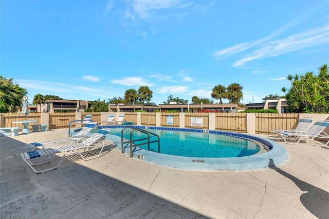 1720 LAKESIDE DRIVE 1716-B, Venice, FL 34293