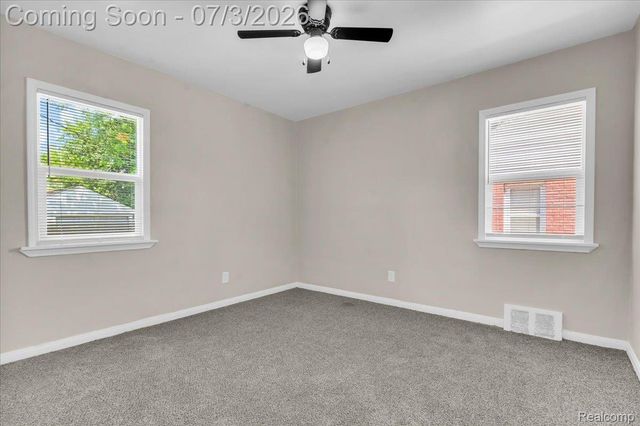 10013 Warwick Street, Detroit, MI 48228