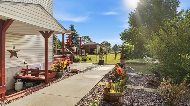 25921 Jivaro Street NW, Isanti, MN 55040