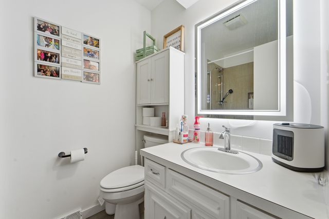 4207 SW 25th Street, Des Moines, IA 50321