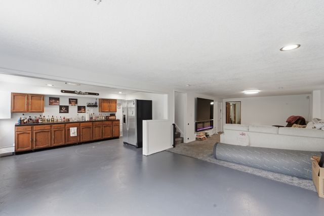 4207 SW 25th Street, Des Moines, IA 50321
