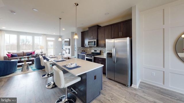 324 AQUA SQ, Edgewood, MD 21040