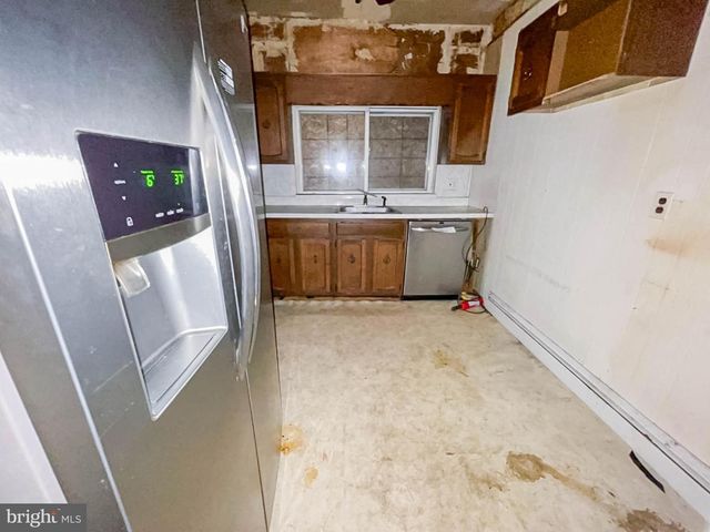 814 SOMERSET STREET, Gloucester City, NJ 08030