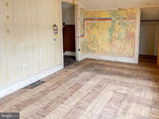 814 SOMERSET STREET, Gloucester City, NJ 08030