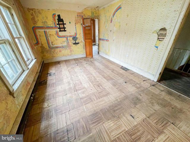 814 SOMERSET STREET, Gloucester City, NJ 08030