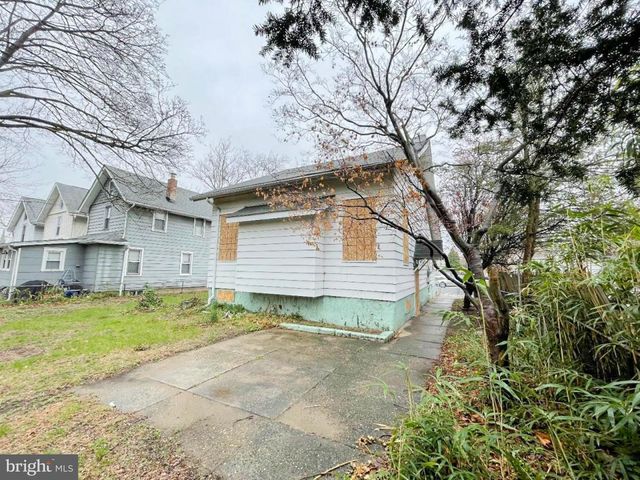 814 SOMERSET STREET, Gloucester City, NJ 08030