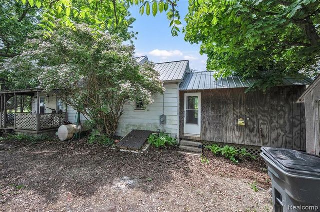 2200 W Oregon Street, Lapeer, MI 48446