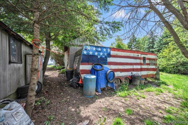 2200 W Oregon Street, Lapeer, MI 48446