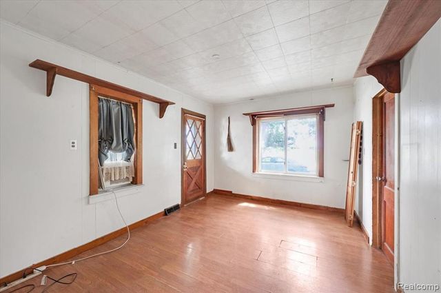 2200 W Oregon Street, Lapeer, MI 48446