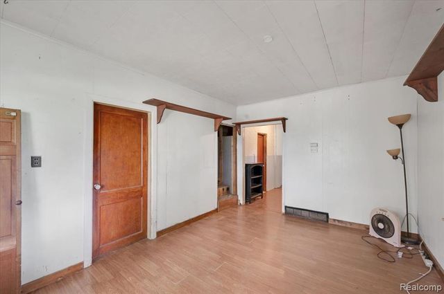 2200 W Oregon Street, Lapeer, MI 48446