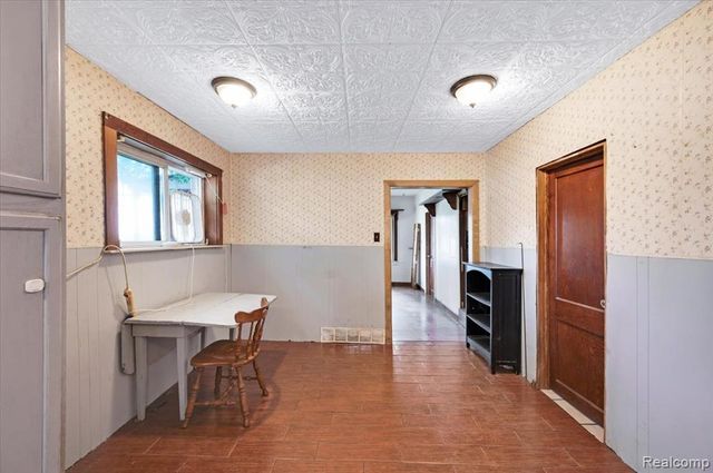 2200 W Oregon Street, Lapeer, MI 48446