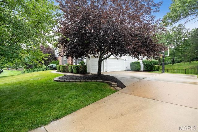 1618 Whispering Hollow Court, Wildwood, MO 63038
