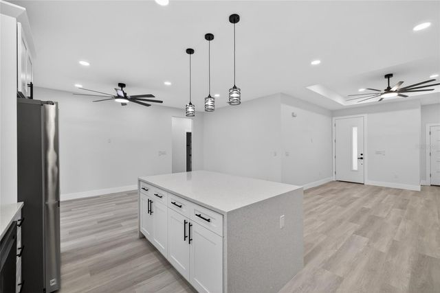 6000 DELTONA BOULEVARD, Spring Hill, FL 34606